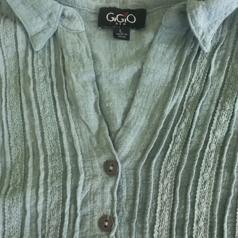 Gigio Sage Green Babydoll Tunic Blouse with Pintuck Details - Picture 2 of 3